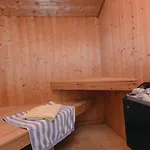 Kranich Ferienhaeuser Mit Innenpool *