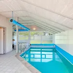 Hébergement de vacances Kranich Ferienhaeuser Mit Innenpool *