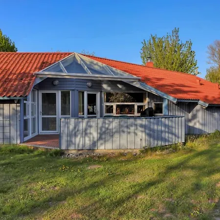 Kranich Ferienhaeuser Mit Innenpool Vakantiehuis *