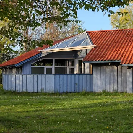 Kranich Ferienhaeuser Mit Innenpool *