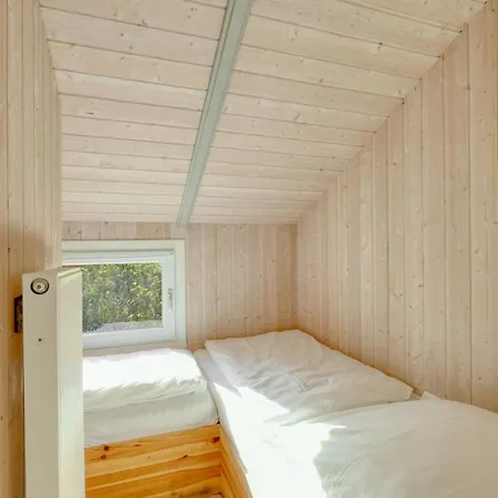 Kranich Ferienhaeuser Mit Innenpool * Hohendorf (Nordvorpommern)