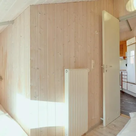 Kranich Ferienhaeuser Mit Innenpool Vakantiehuis Hohendorf (Nordvorpommern)