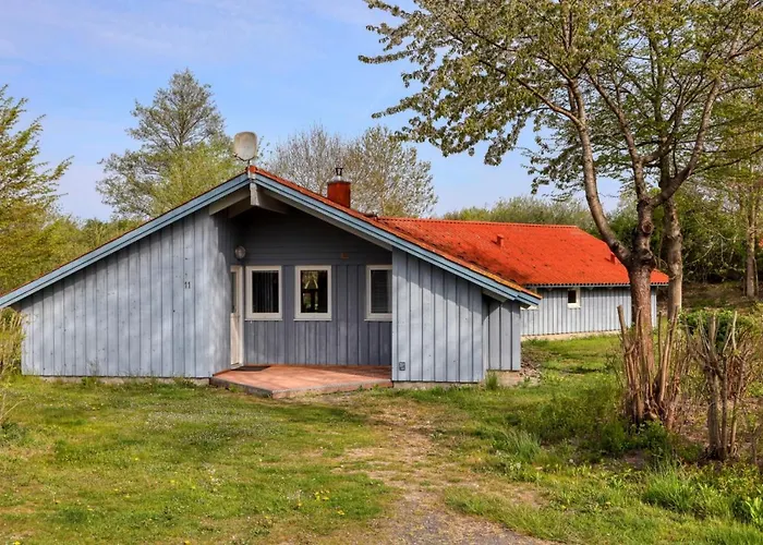 Kranich Ferienhaeuser Mit Innenpool * Hohendorf (Nordvorpommern)