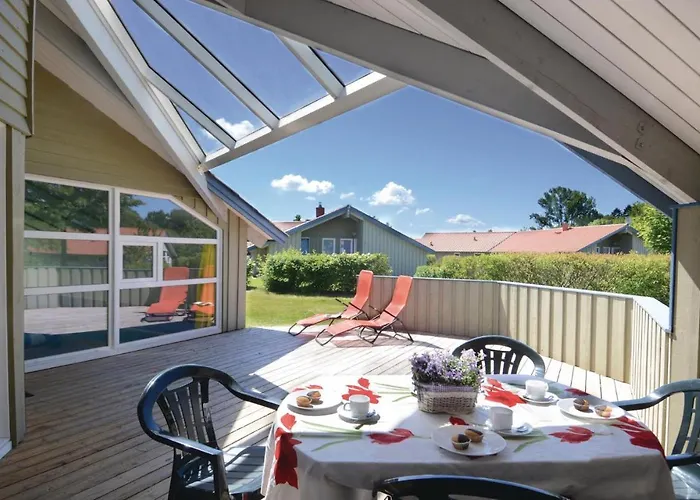 Feriehus Kranich Ferienhaeuser Mit Innenpool