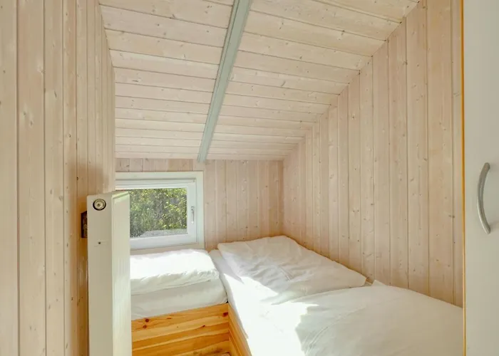 Kranich Ferienhaeuser Mit Innenpool * Hohendorf (Nordvorpommern)