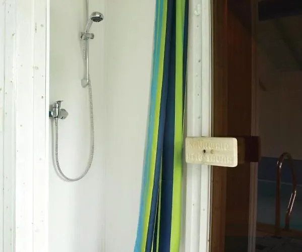 Feriehus Kranich Ferienhaeuser Mit Innenpool