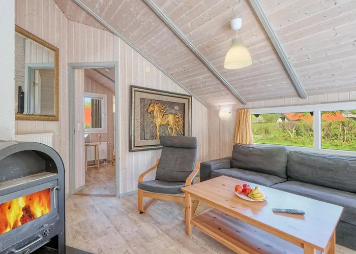 Feriehus Kranich Ferienhaeuser Mit Innenpool