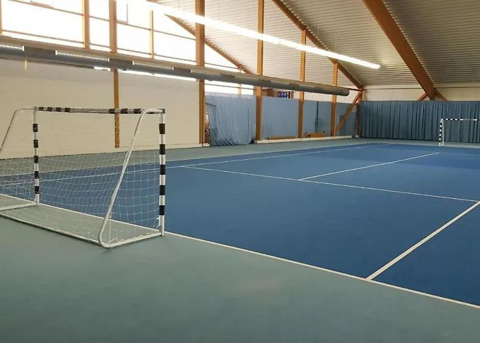 Feriehus Kranich Ferienhaeuser Mit Innenpool